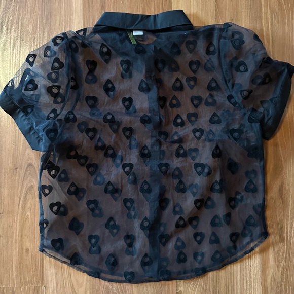 NWT Black Flocked Planchette Sheer Girls Button-Up size medium Ouija Hot Topic - Picture 8 of 8